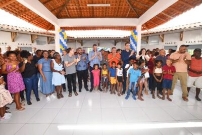 Prefeito Dr. Pedro Paulo entrega Escola Digna para moradores do povoado Juçaral em Presidente Juscelino
