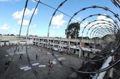 Câmara aprova projeto que acaba com a saída temporária de presos