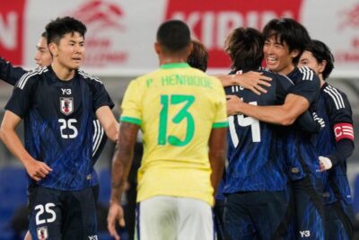 Brasil leva virada e perde do Japão pela primeira vez na história em amistoso