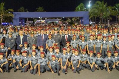 Governo premia estudantes e recepciona novos alunos do Colégio Militar Tiradentes