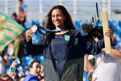 Rayssa Leal conquista bronze em Paris 2024 e foca no ouro