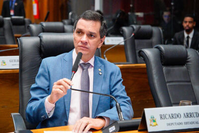 Ricardo Arruda critica fake news sobre violência e criminalidade