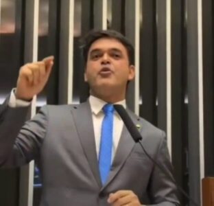 Rubens Jr. rompe com governo da mentira de Brandão e entrega cargo do pai