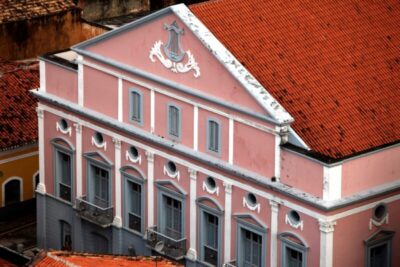 Anúncio de fim do Núcleo de Arte e Educação gera conflito entre professores e SEDUC