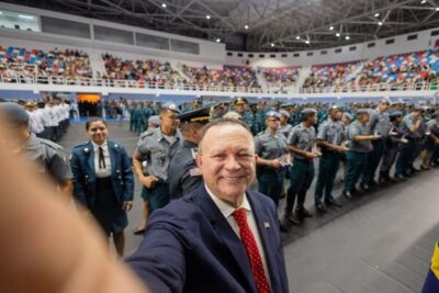 Governador Brandão destaca nomeação de PMs em artigo