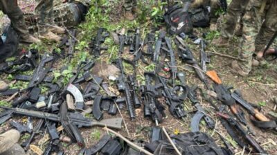 Um arsenal de fazer inveja!!! Os gastos mensais milionários do CV com armas e munição