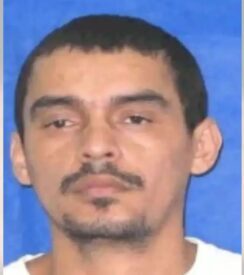 E querem tratá-lo como vítima!!! Quem é Doca, principal chefe do Comando Vermelho, alvo de operação no Rio… Assassino de inocentes!!!