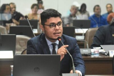 ABSURDO: Vereador de São Luís apresenta projeto de Lei para o cidadão pagar pelo asfaltamento de sua rua