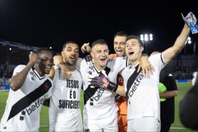Vasco não toma conhecimento do Bragantino e vence a quarta seguida