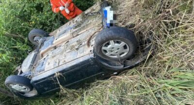 MENINO DE 4 ANOS É RESGATADO APÓS PASSAR DOIS DIAS AO LADO DOS PAIS MORTOS EM ACIDENTE EM PERNAMBUCO