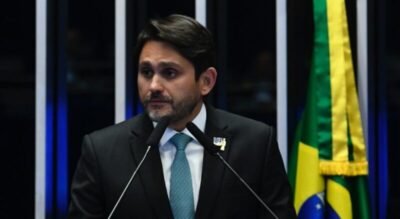 “Dignidade e tranquilidade para quem mais precisa”, diz Juscelino sobre ampliação de isenção do IR