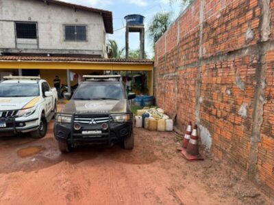 POLÍCIA CIVIL APREENDE GRANDE QUANTIDADE DE COMBUSTÍVEL ARMAZENADO IRREGULARMENTE EM SÃO LUÍS; UMA PESSOA É DETIDA