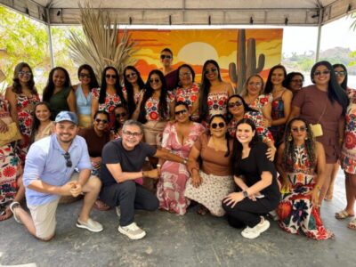 PREFEITURA DE LIMA CAMPOS CELEBRA O DIA DOS PROFESSORES COM TARDE DE LAZER E HOMENAGEN