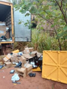 CAMINHÃO DOS CORREIOS É ASSALTADO E MOTORISTA FEITO REFÉM NA ZONA RURAL DE CODÓ