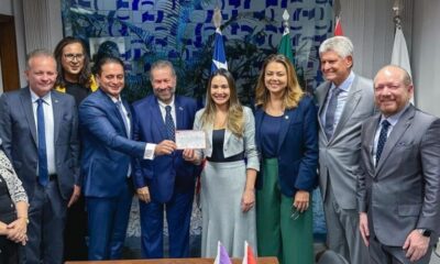 A filiação da senadora Ana Paula Lobato ao PDT e sua influência em Paço do Lumiar