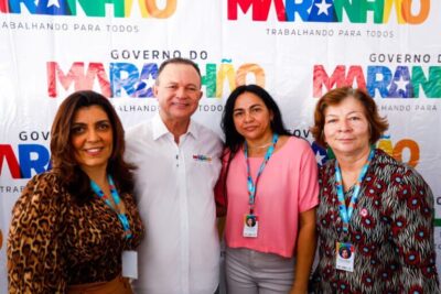 Aos mestres, com carinho!