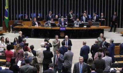 Câmara aprova projeto que torna lei o Compromisso Nacional da Criança Alfabetizada; acompanhe