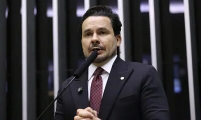 Câmara aprova punição e torna hediondo o crime de obstruir vias para praticar crimes; acompanhe