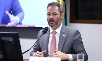 Comissão aprova projeto que prevê logística reversa no descarte de máscaras e EPIs