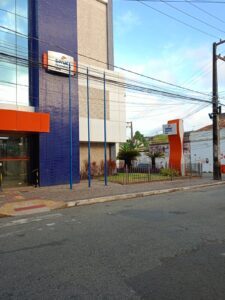 Estudante acusa SENAC de calote após mudanças sucessivas para início de curso profissionalizante