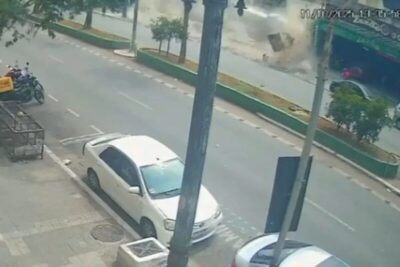 Marquise desaba no centro de São Paulo e fere dois trabalhadores