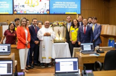 Câmara de São Luís recebe imagem de Nossa Senhora de Nazaré e promove painel sobre o Círio 2025