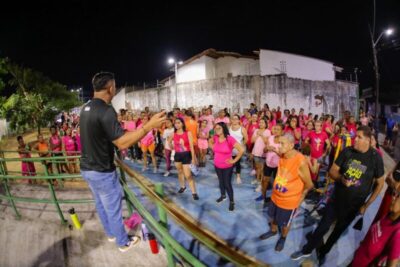 Penha comemora início da reforma da quadra e da praça do Parque dos Sabiás