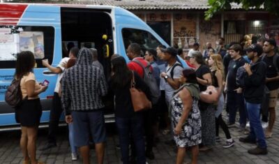 “Entrei na estação para fugir dos tiros”, conta moradora do Rio