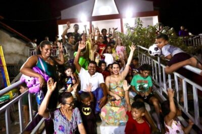 Bruna Pessoa participa de linda festa em homenagem ao Dia das Crianças em Governador Eugênio Barros