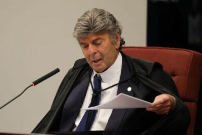 Fux pede vista e suspende julgamento de recurso de Moro no STF