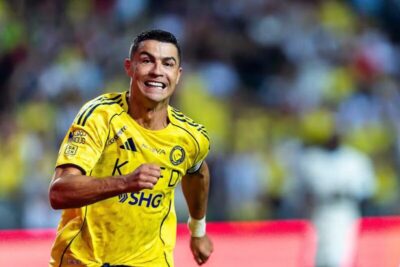Cristiano Ronaldo se torna o primeiro bilionário da história do futebol