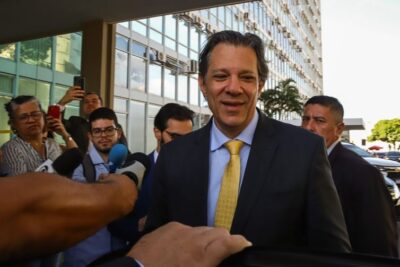 Haddad comemora aprovação da isenção do IR na Câmara: “foi um golaço!”