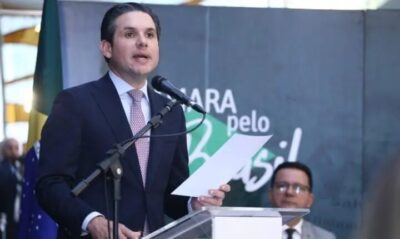 Hugo Motta destaca importância da comunicação e do trabalho parlamentar para a democracia