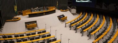 Câmara aprova isenção de Imposto de Renda para quem ganha até R$ 5 mil; proposta segue ao Senado