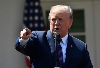 Trump anuncia tarifas de 100% sobre produtos chineses e afasta encontro com Xi Jinping