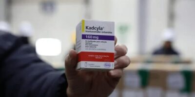 Brasil recebe lote de medicamento para tratar câncer de mama no SUS