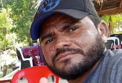 Homem é morto com tiro dentro de bar, em Codó; vídeo mostra ação do criminoso