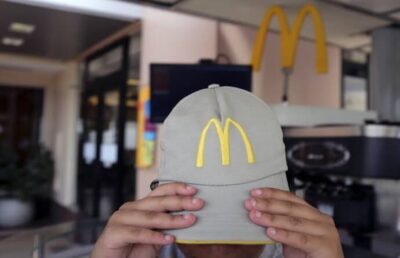 Exploração infantil : Franquias do MCDonald’s empregam crianças de até 10 anos – Crítica Cotidiana