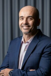 O apagão da inteligência humana: engenheiro e filósofo alerta para risco de perda de raciocínio técnico na era da IA