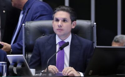 Deputados analisam fim da cobrança por bagagem de mão