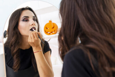 Como fazer uma make de Halloween com seus produtos do dia a dia