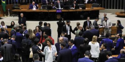 Câmara aprova urgência para votar direito à bagagem de mão gratuita