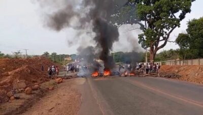 Protesto bloqueia a BR-222 no MA após acidentes por excesso de velocidade
