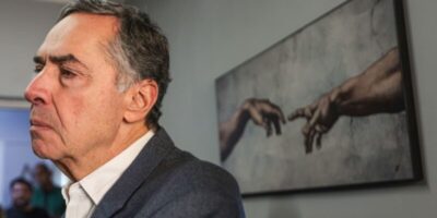 Barroso passa mal e é internado em hospital de Brasília