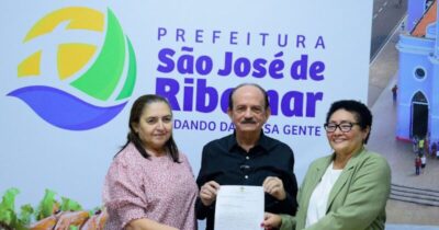 Dr. Julinho assina projeto de lei que autoriza concurso público com quase 2 mil vagas para saúde, educação e segurança em São José de Ribamar