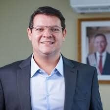 VÍDEO: Vinícius Ferro parabeniza professores