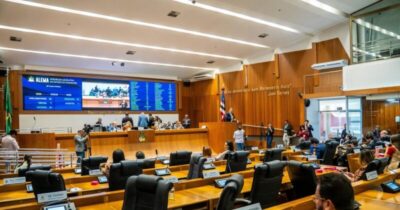 Plenário da Assembleia Legislativa aprova homenagem à enfermeira Audréia Noleto