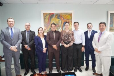 Detalhes do projeto de lei sobre amparo a órfãos do feminicídio são debatidos em reunião