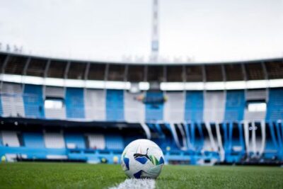Flamengo e Racing decidem vaga na final da Libertadores nesta quarta-feira na Argentina
