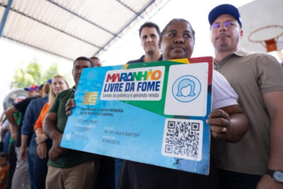 Governo amplia combate à fome e leva mais obras a municípios